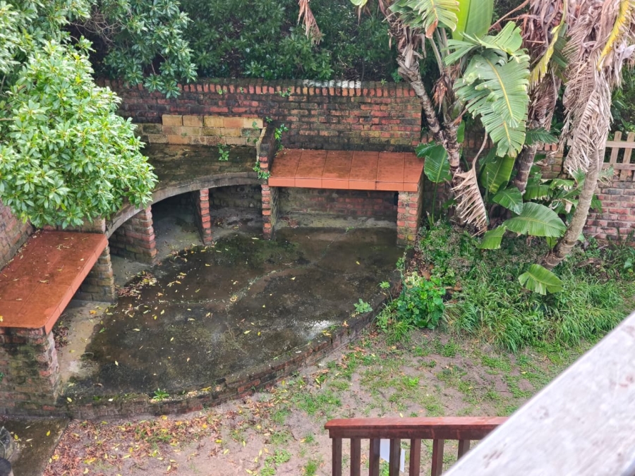 4 Bedroom Property for Sale in Oyster Bay Eastern Cape